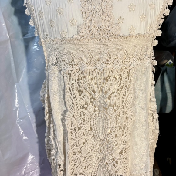 Lace Jacket/Open Vest - Picture 3 of 6